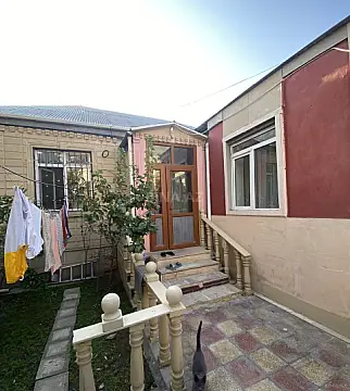 Satılır 4 otaqlı həyət evi 85 m²