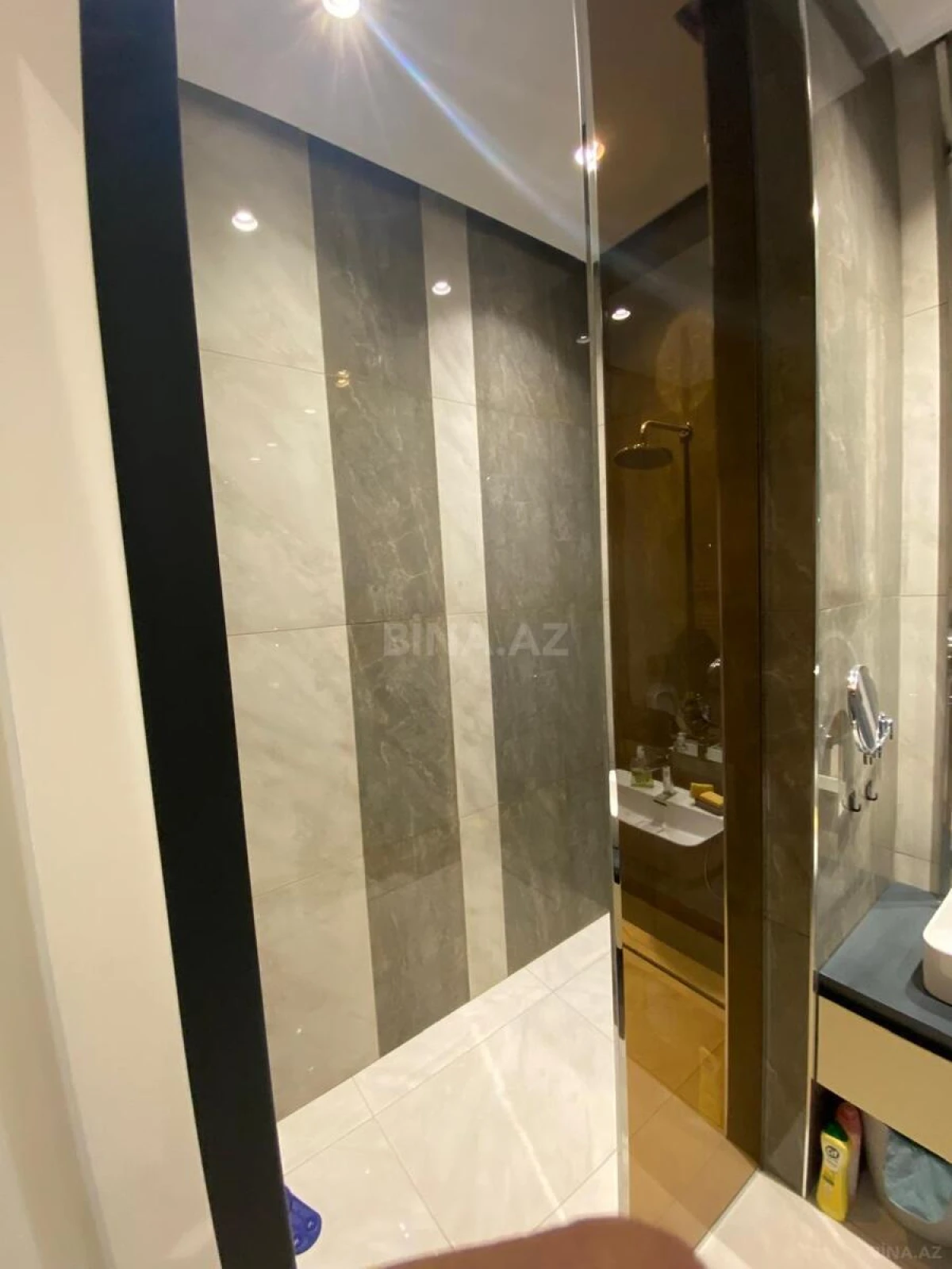 Kirayə verilir 1 otaqlı mənzil 57 m²