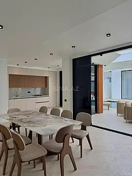 Satılır 5 otaqlı həyət evi 220 m²