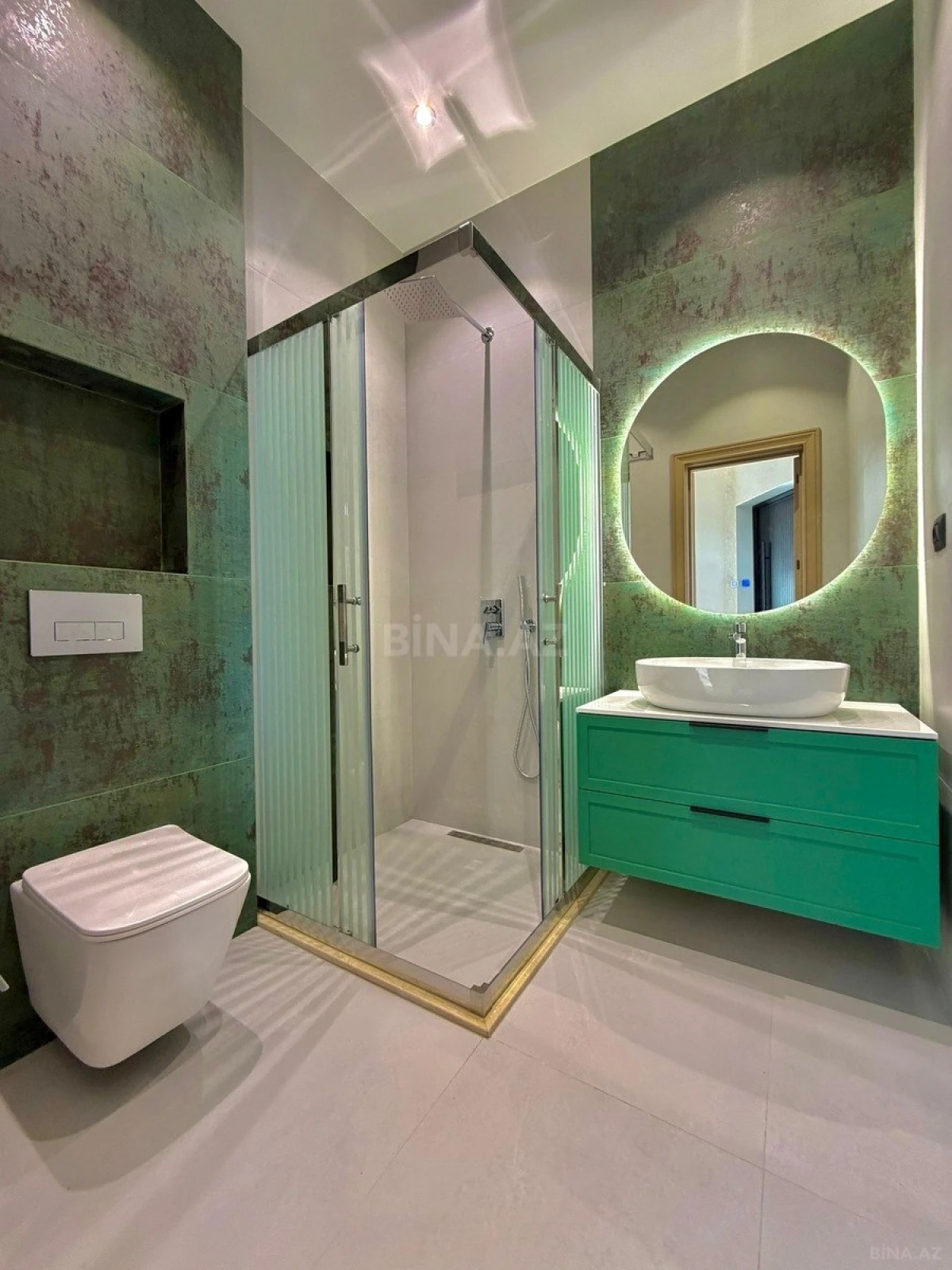 Satılır 5 otaqlı həyət evi 220 m²