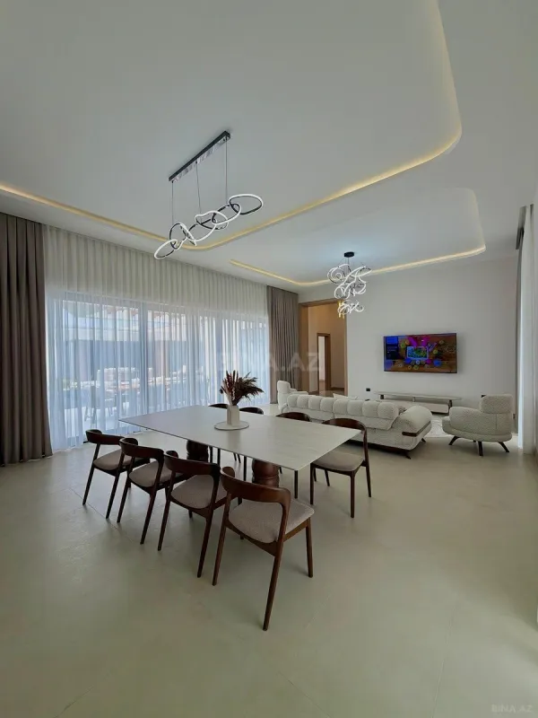 Satılır 5 otaqlı həyət evi 220 m²