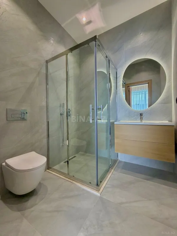 Satılır 5 otaqlı həyət evi 220 m²