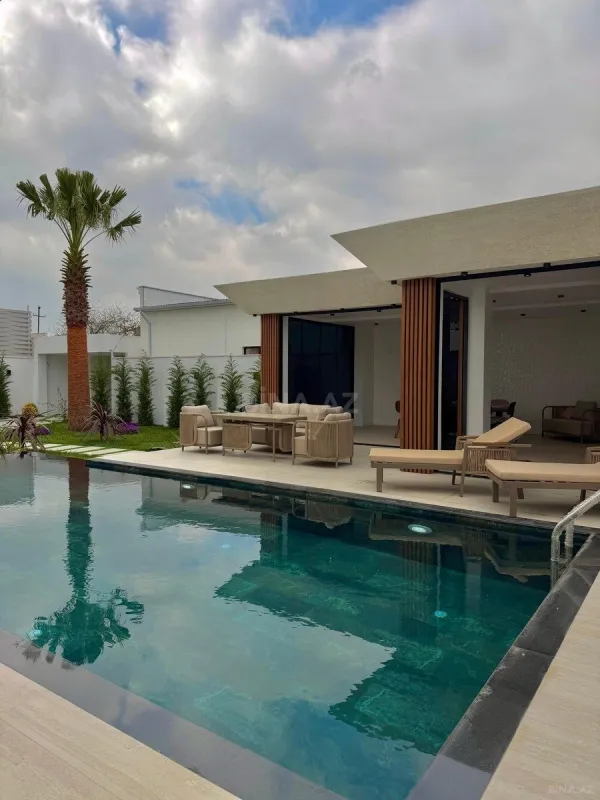 Satılır 5 otaqlı həyət evi 220 m²