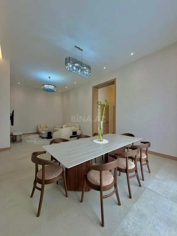 Satılır 4 otaqlı həyət evi 200 m²