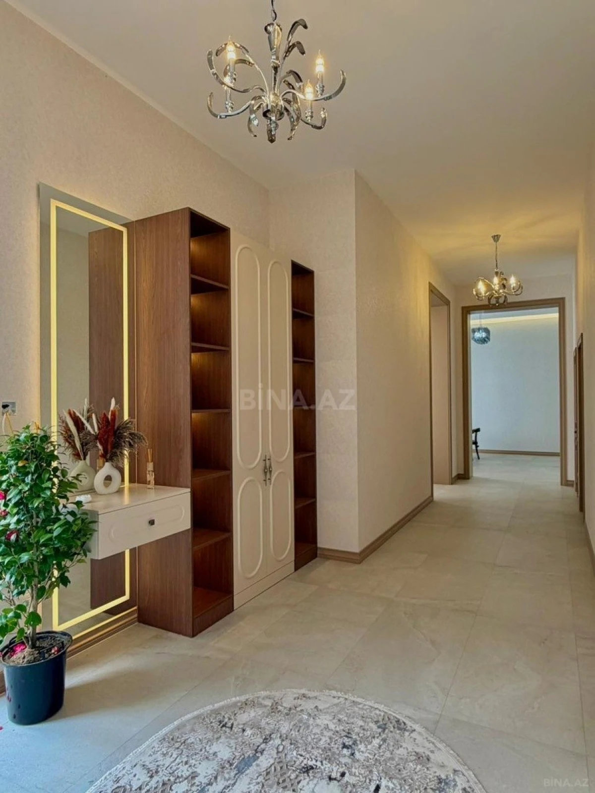 Satılır 4 otaqlı həyət evi 200 m²
