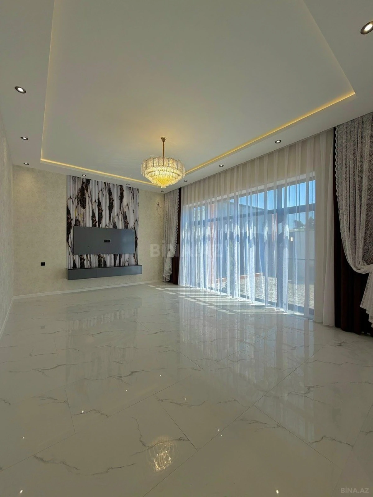 Satılır 4 otaqlı həyət evi 160 m²