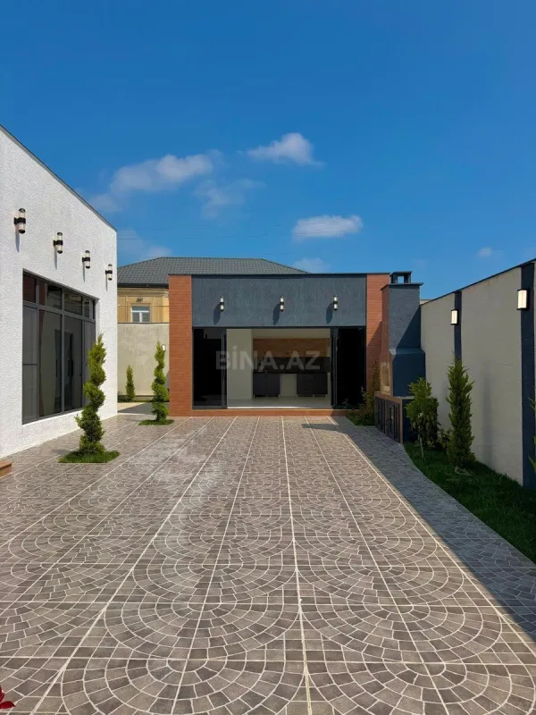 Satılır 4 otaqlı həyət evi 160 m²