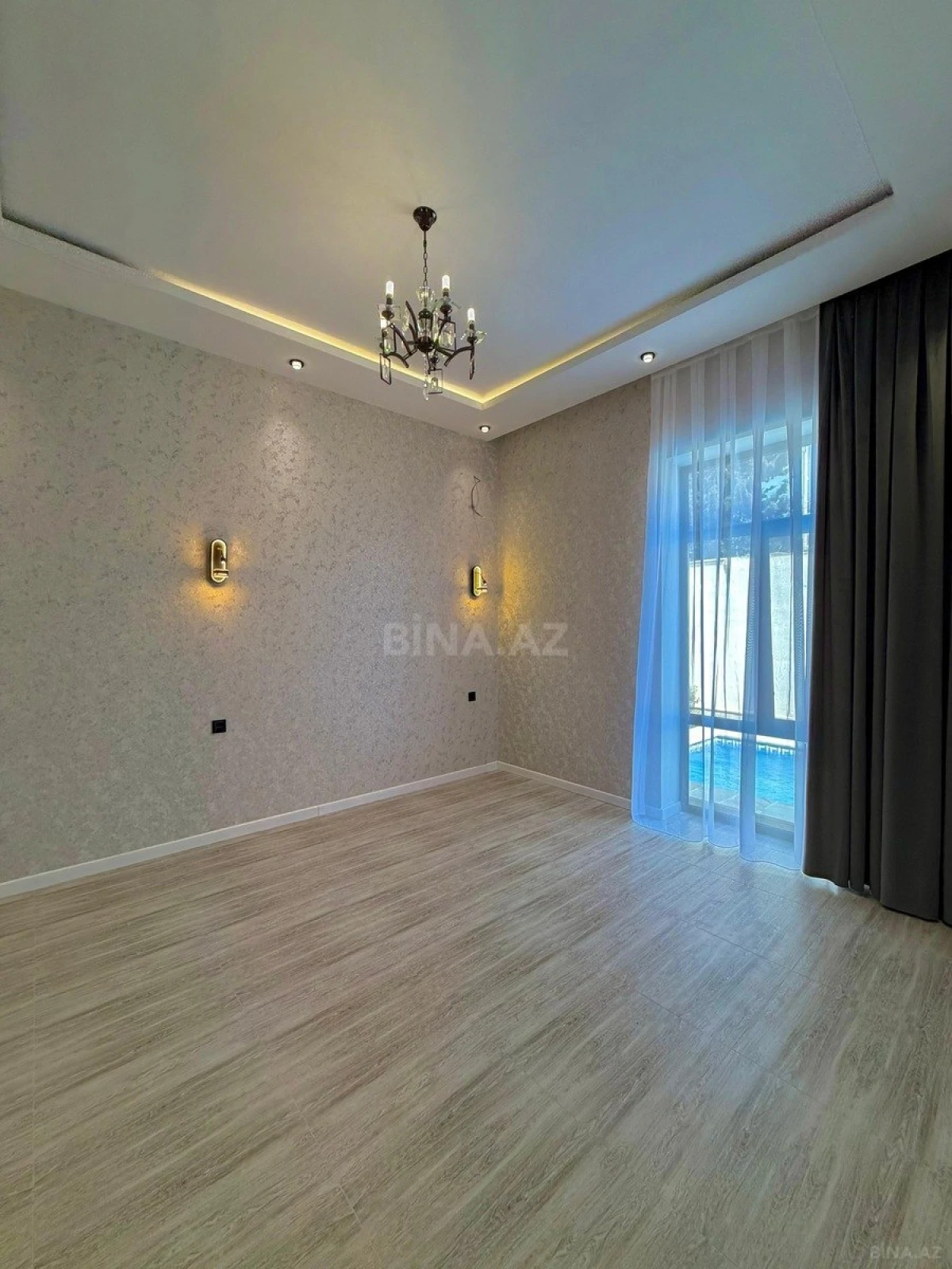 Satılır 4 otaqlı həyət evi 160 m²