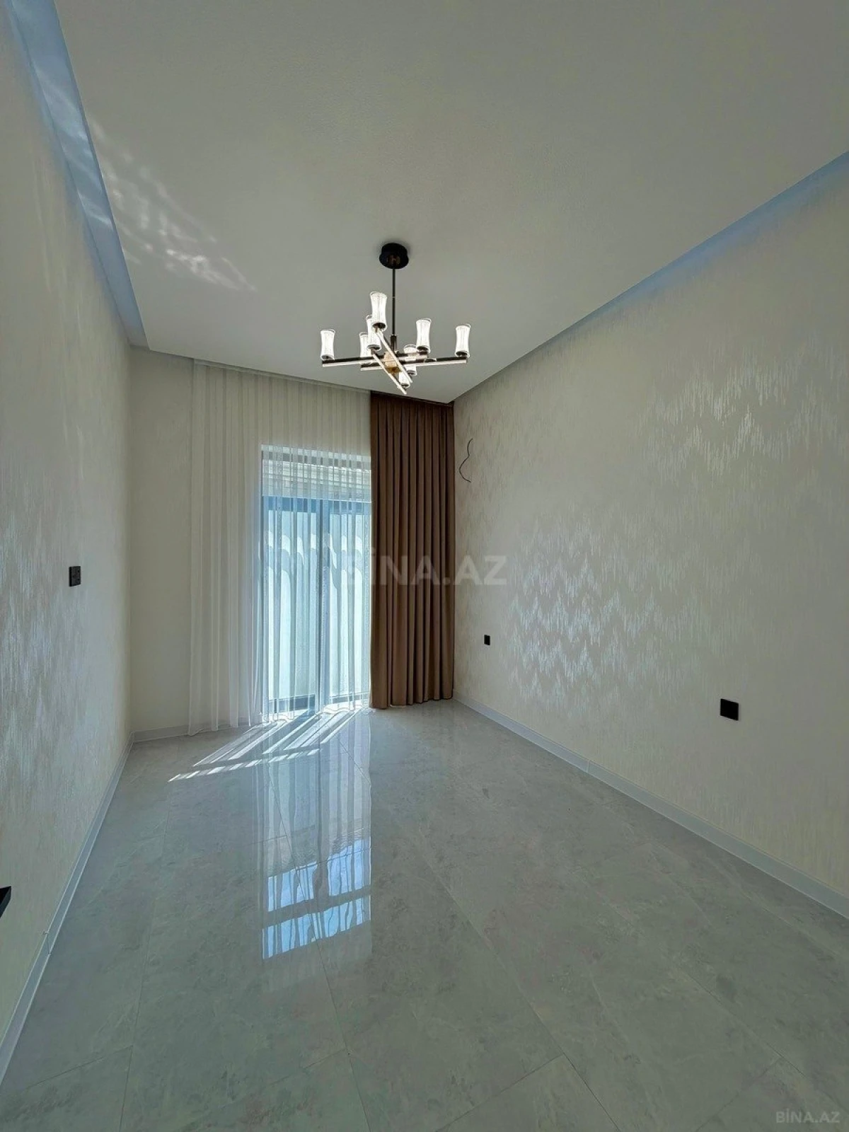 Satılır 4 otaqlı həyət evi 160 m²