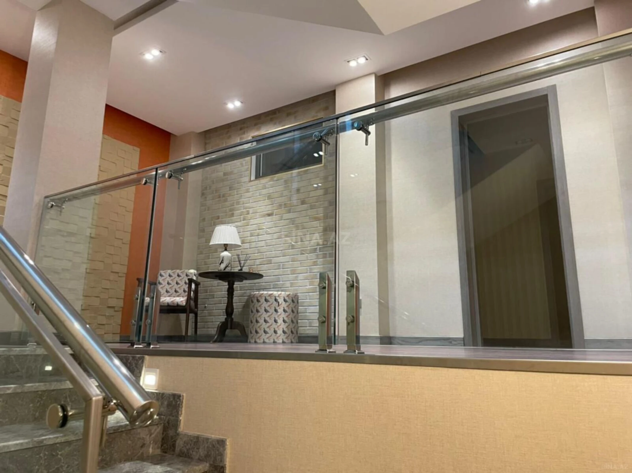 Kirayə verilir 5 otaqlı həyət evi 240 m²