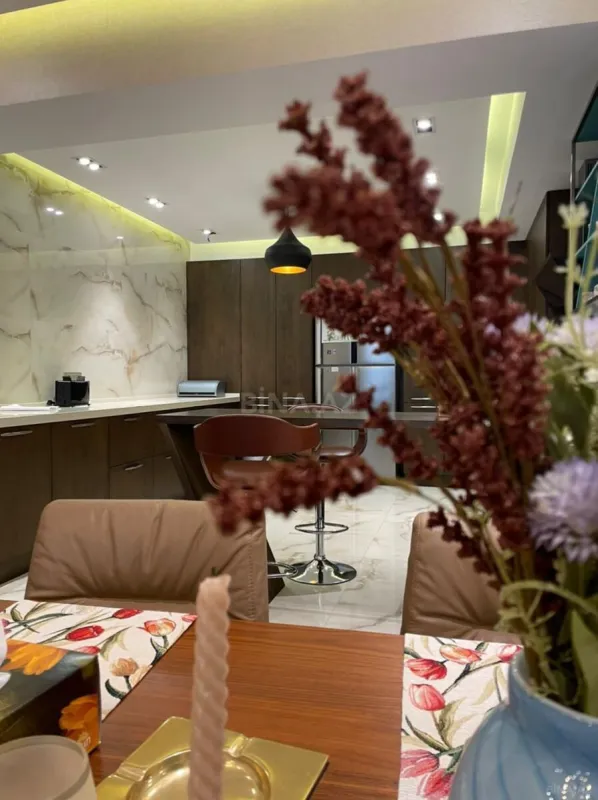 Kirayə verilir 5 otaqlı həyət evi 240 m²