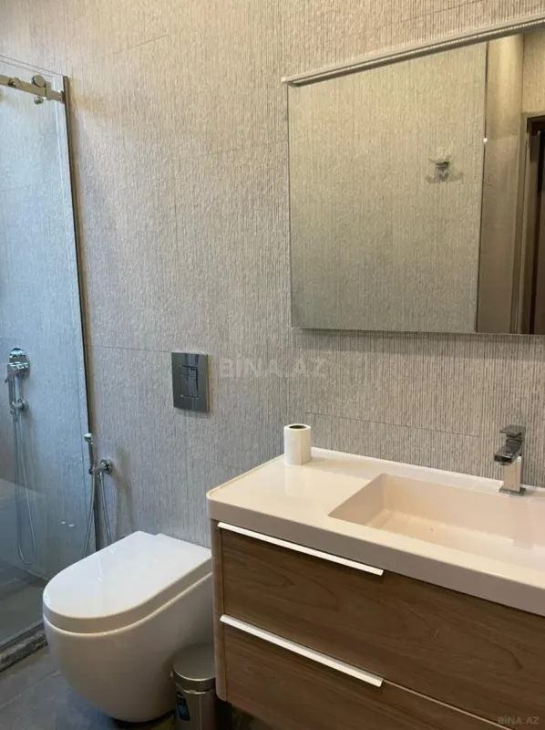 Kirayə verilir 5 otaqlı həyət evi 240 m²