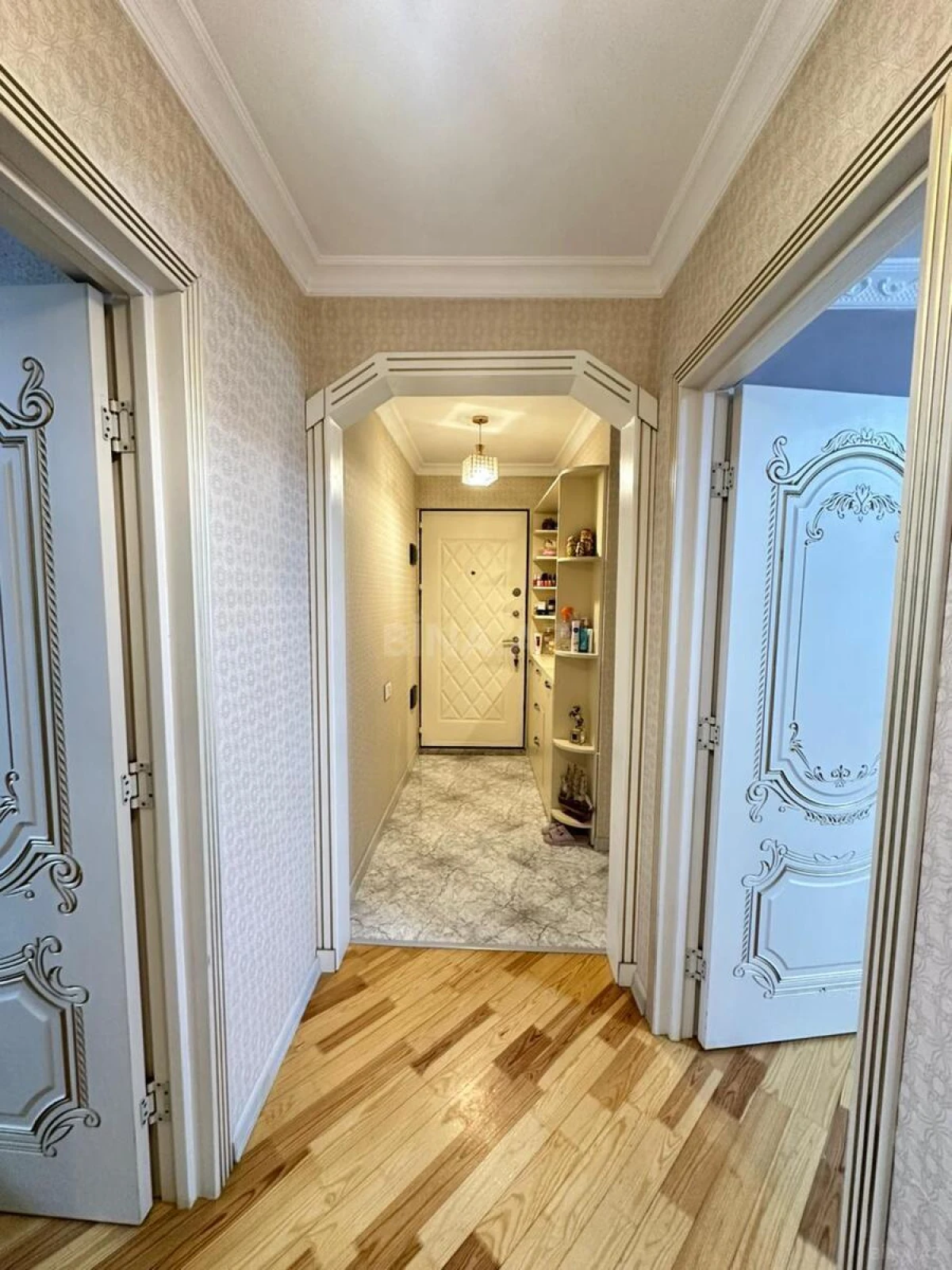 Satılır 2 otaqlı mənzil 55 m²