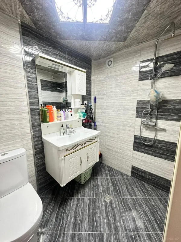 Satılır 2 otaqlı mənzil 55 m²