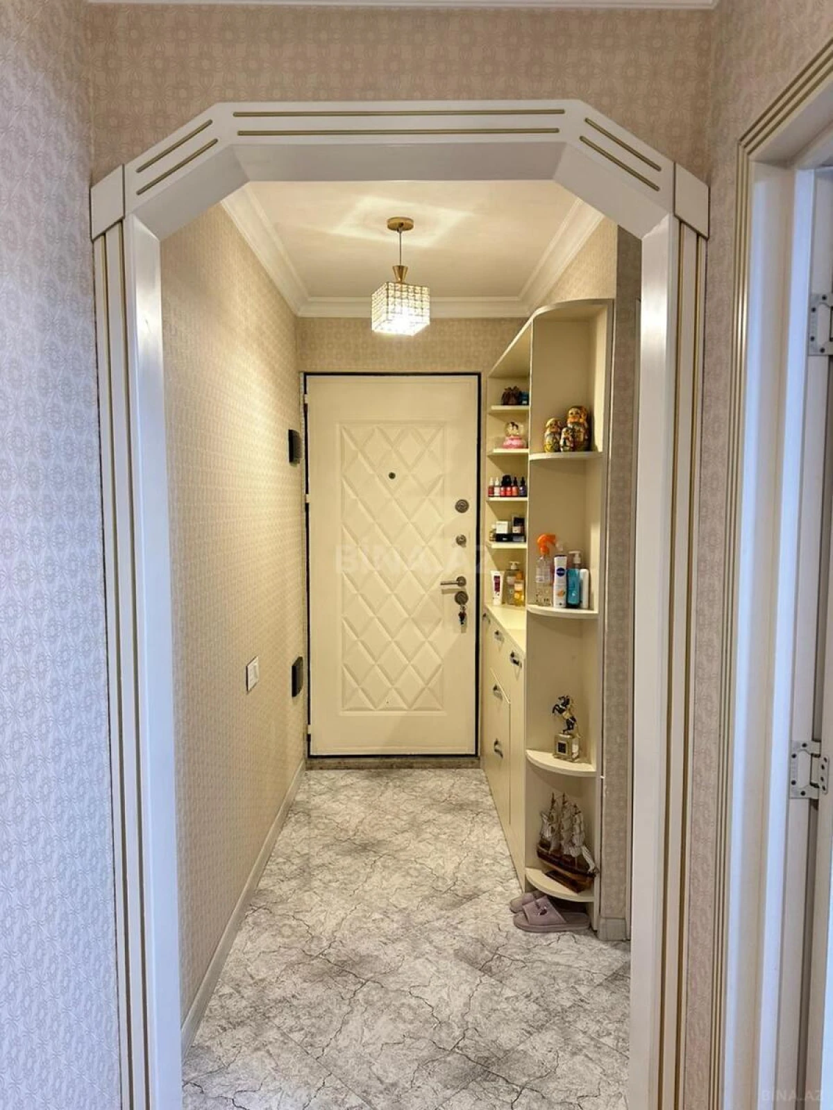 Satılır 2 otaqlı mənzil 55 m²