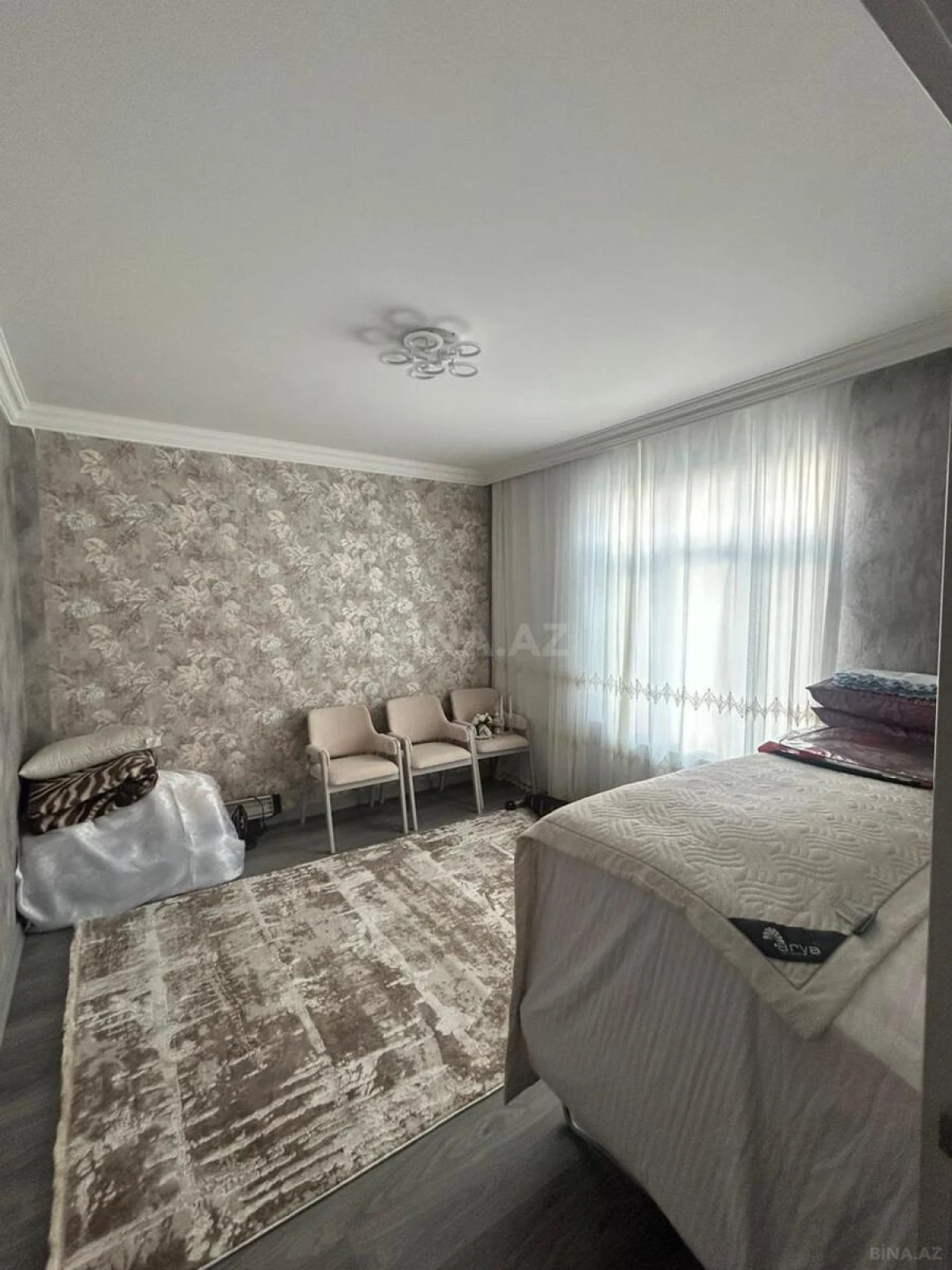 Satılır 4 otaqlı həyət evi 165 m²