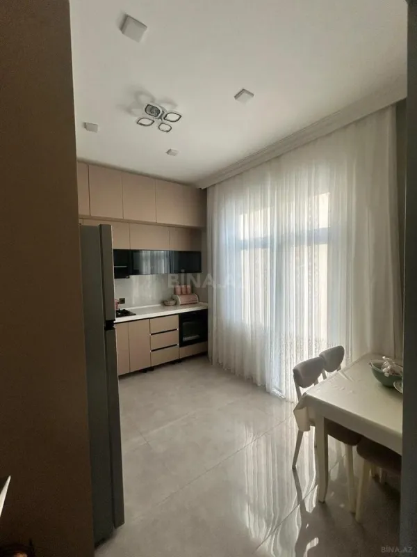 Satılır 4 otaqlı həyət evi 165 m²