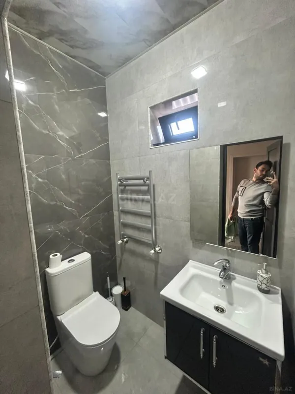 Satılır 4 otaqlı həyət evi 165 m²