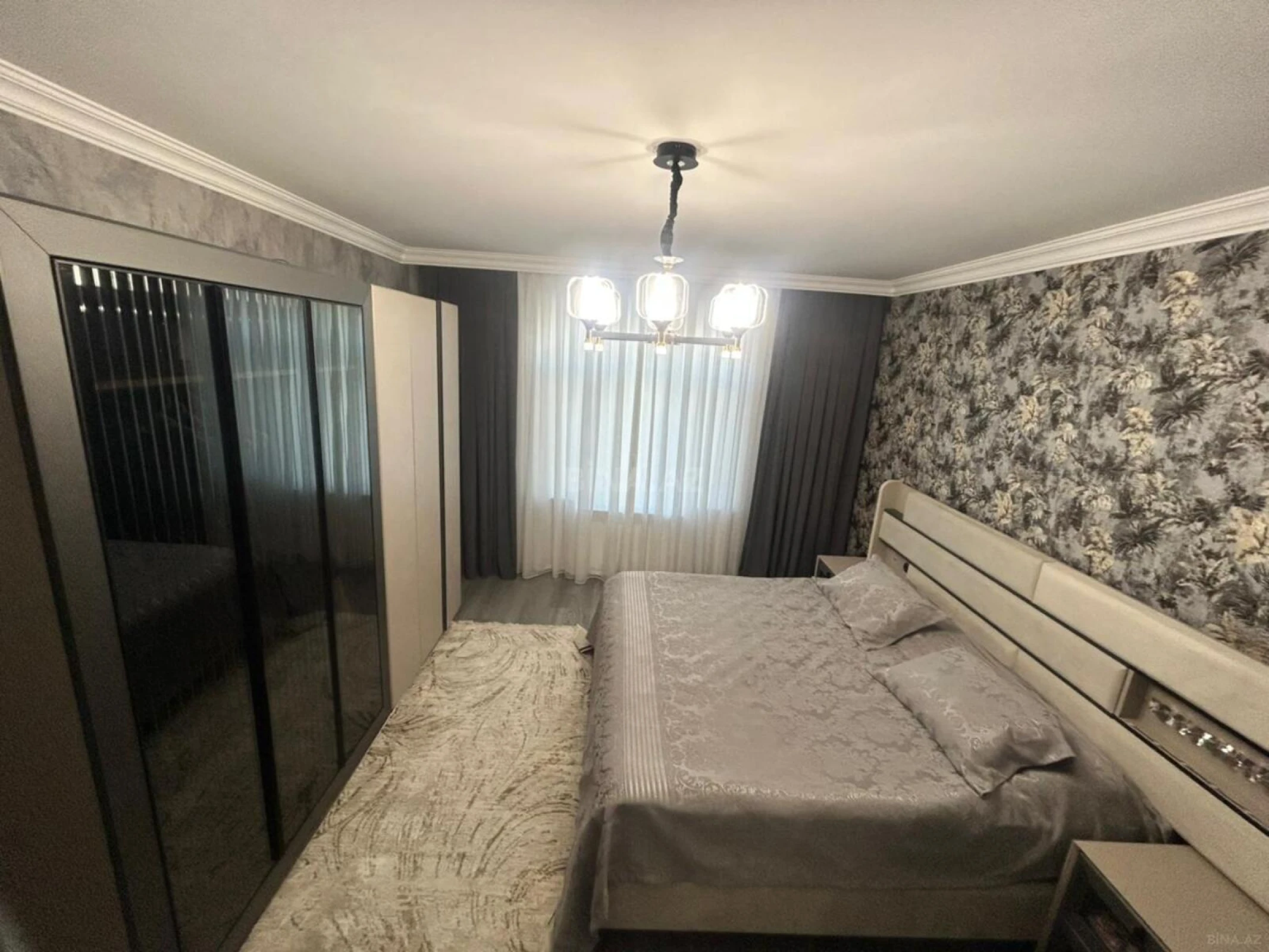 Satılır 4 otaqlı həyət evi 165 m²