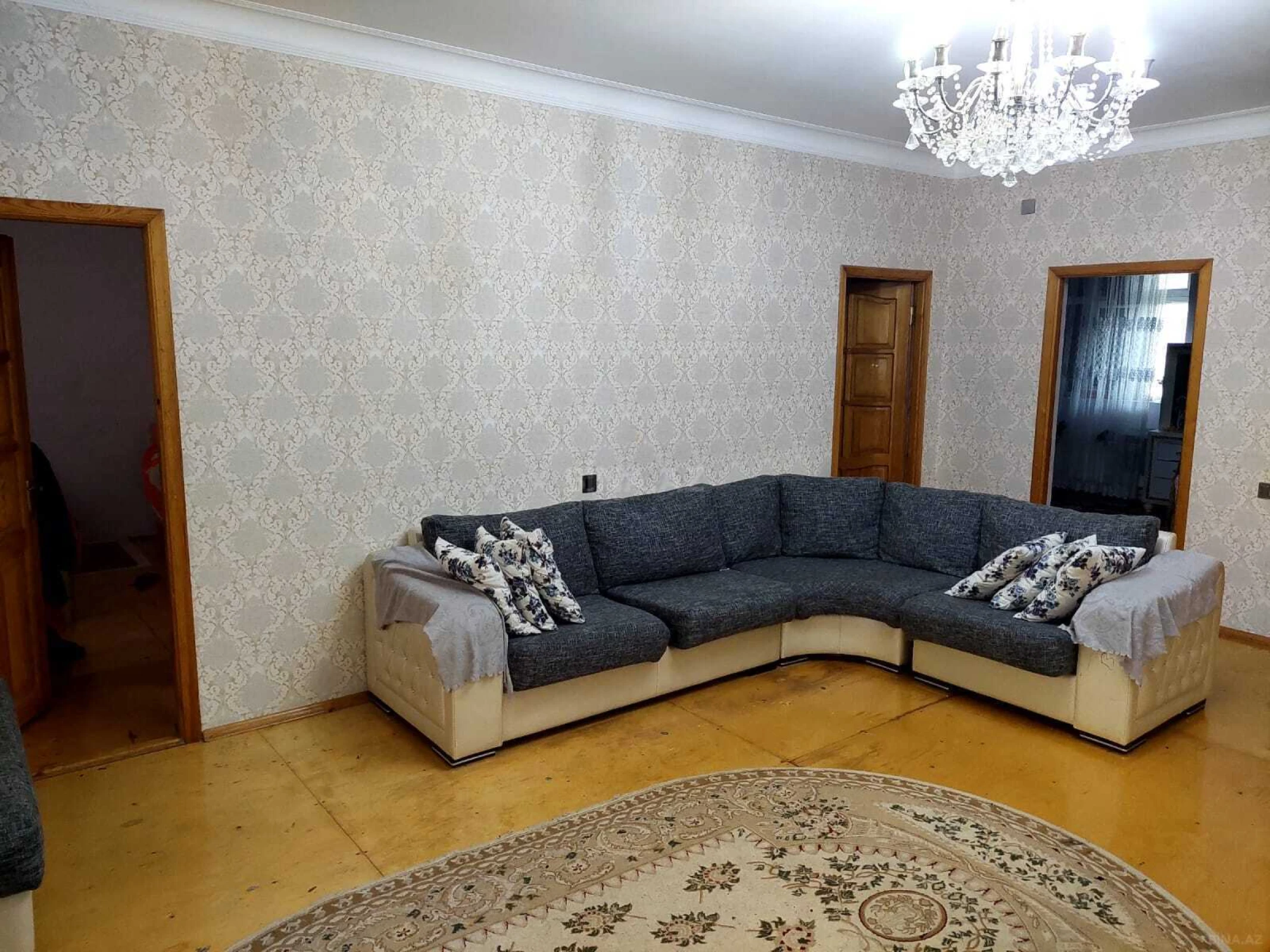 Satılır 6 otaqlı həyət evi 320 m²