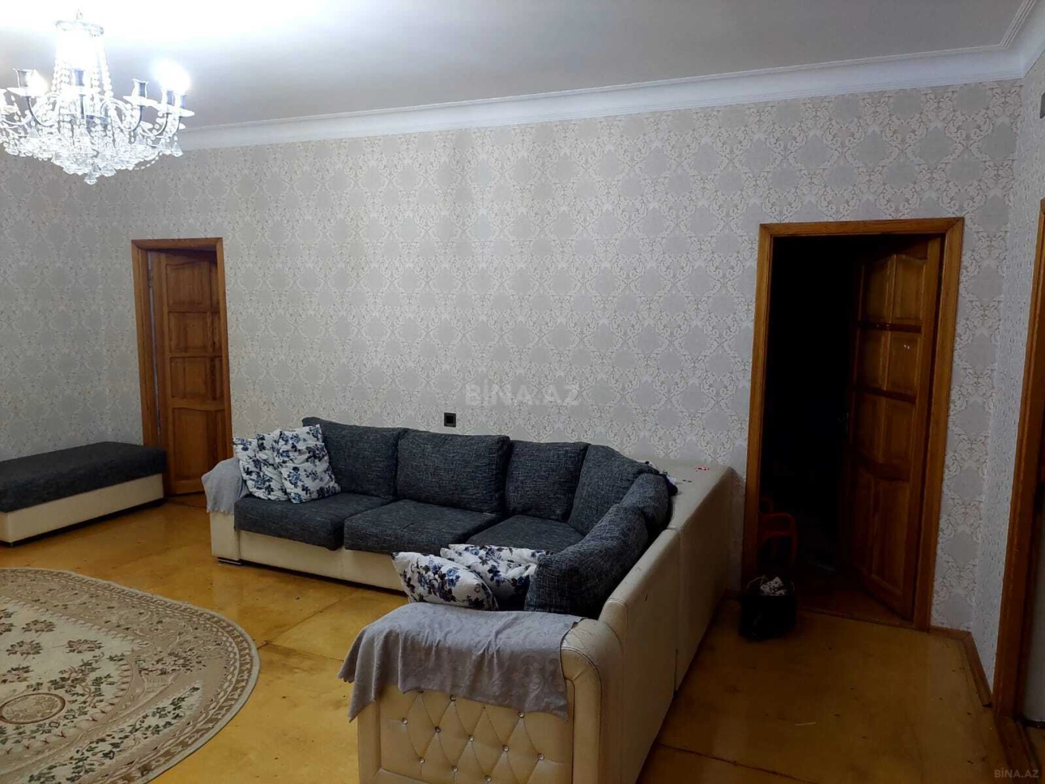 Satılır 6 otaqlı həyət evi 320 m²