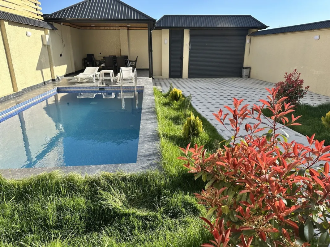 Satılır 3 otaqlı həyət evi 150 m²