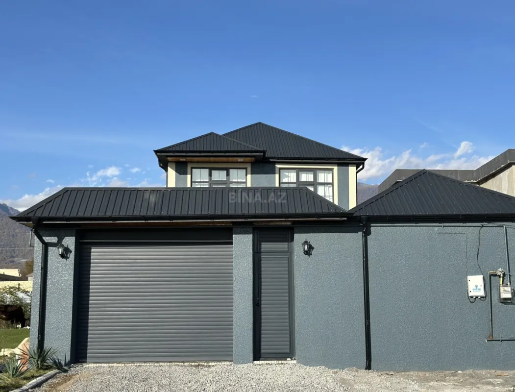 Satılır 3 otaqlı həyət evi 150 m²