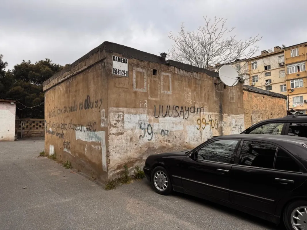 Satılır qaraj 33 m²