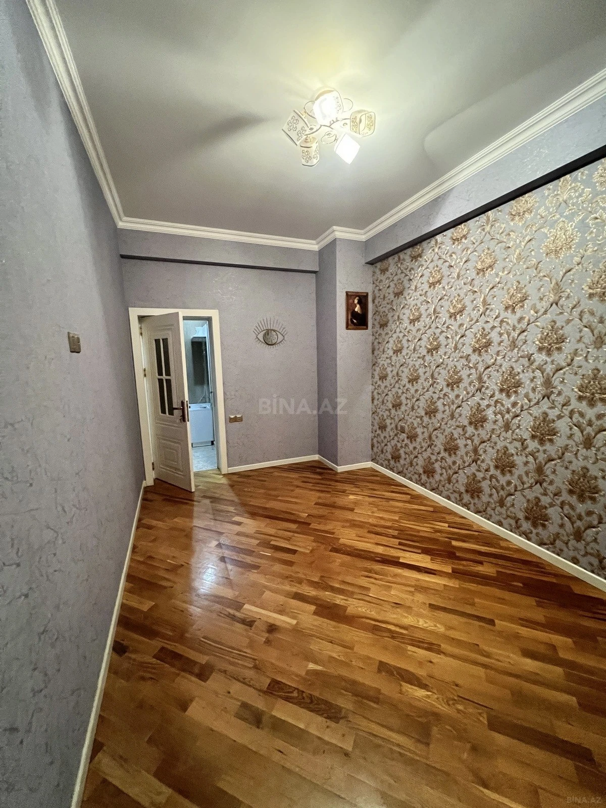Kirayə verilir 2 otaqlı mənzil 60 m²