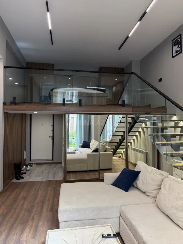 Satılır 1 otaqlı mənzil 70.2 m²