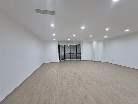 Kirayə verilir obyekt 255 m² — Bakı, Xətai 255.00 m²