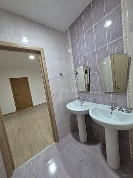 Kirayə verilir obyekt 255 m²