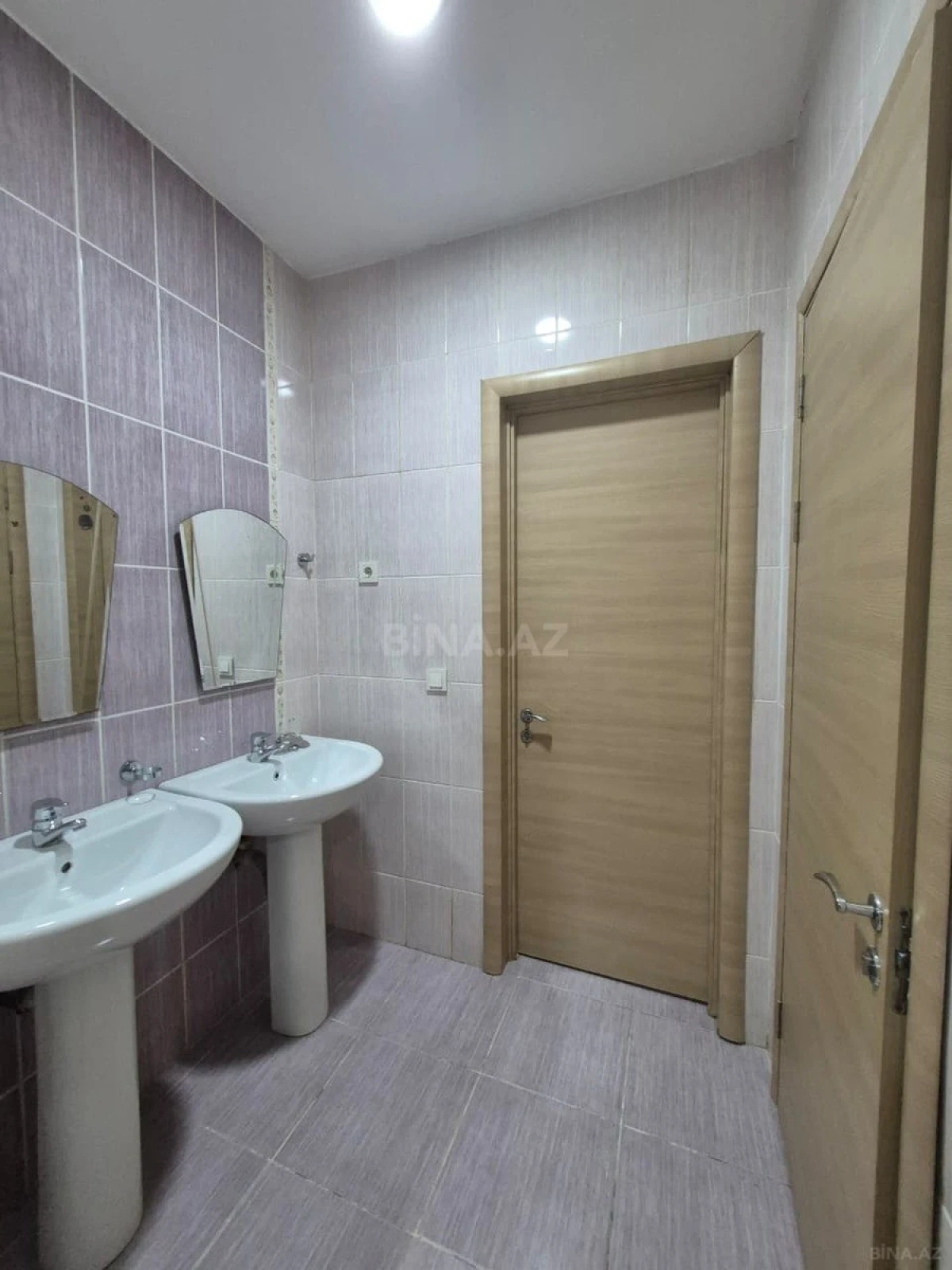 Kirayə verilir obyekt 255 m²