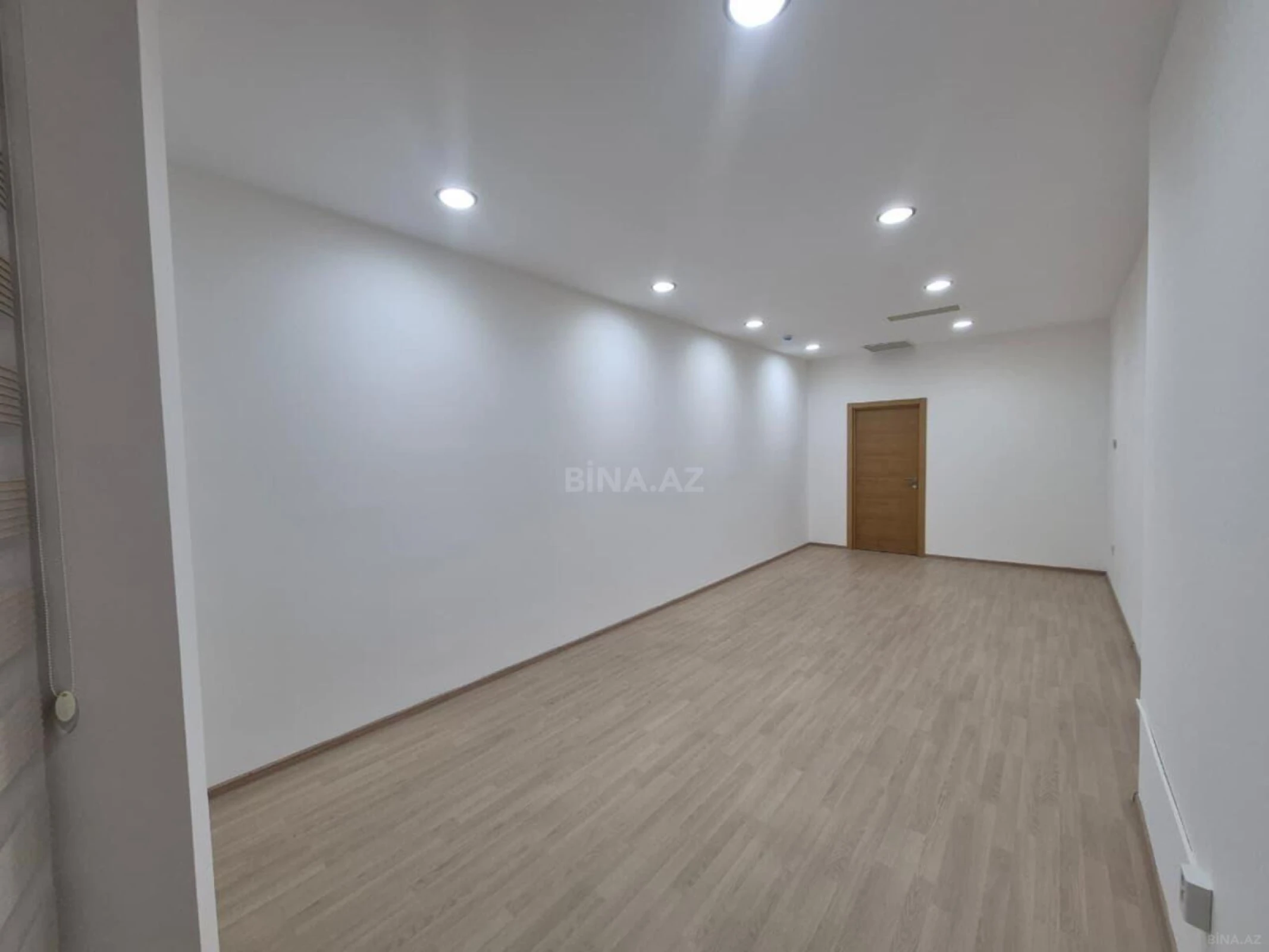 Kirayə verilir obyekt 255 m²