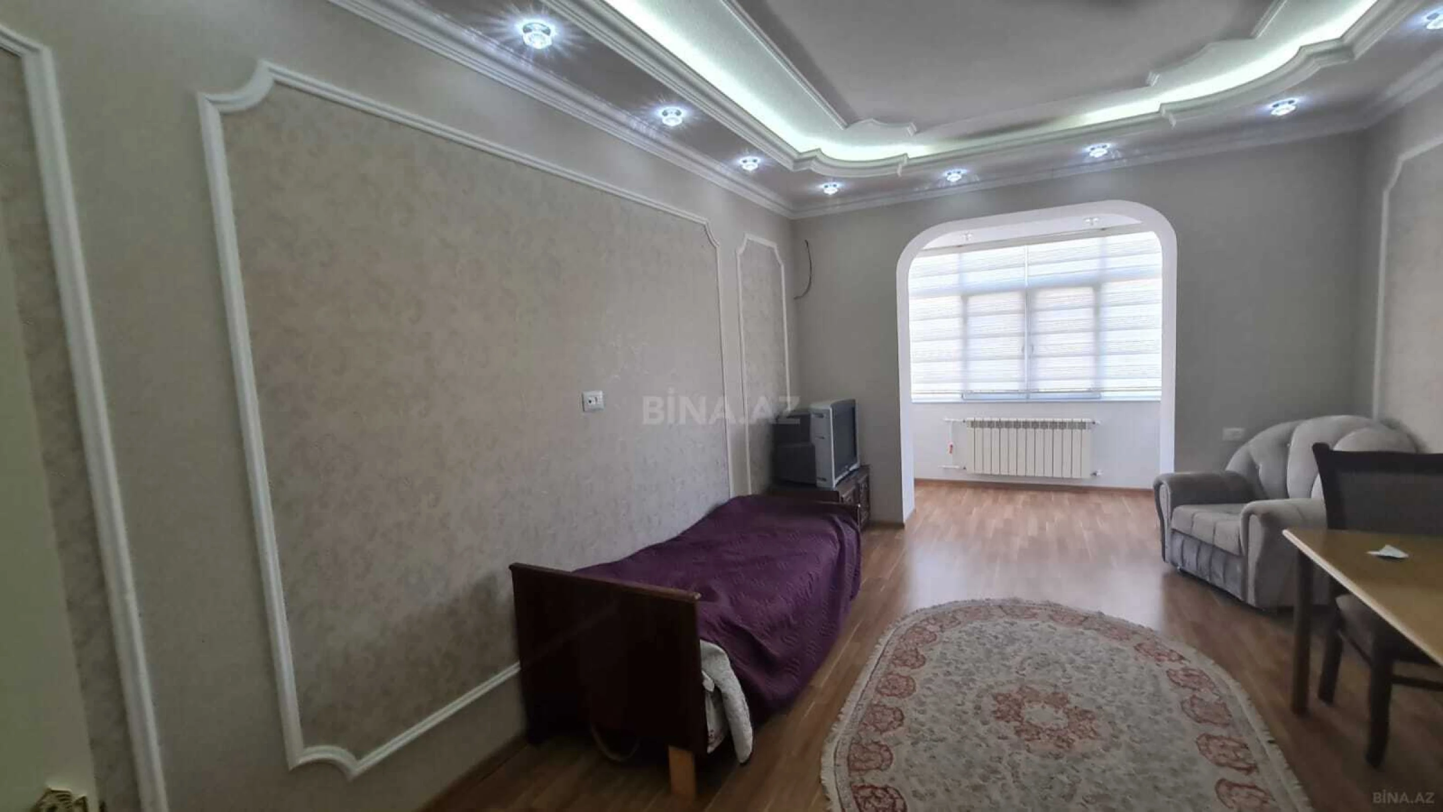 Kirayə verilir 2 otaqlı mənzil 60 m²