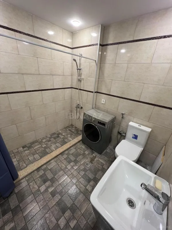 Kirayə verilir 1 otaqlı mənzil 50 m²