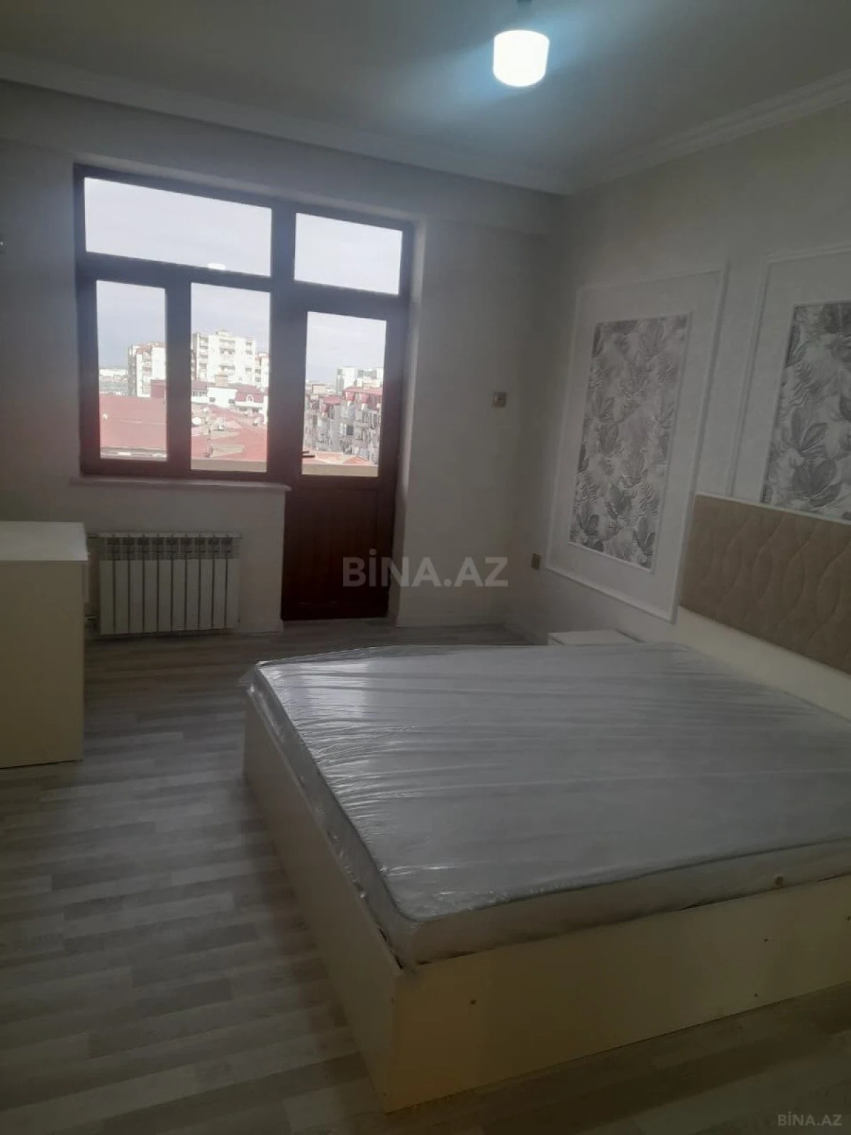 Kirayə verilir 2 otaqlı mənzil 60 m²