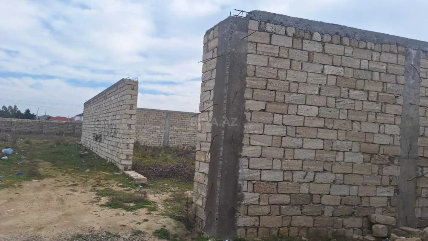 Satılır torpaq sahəsi 10 m²