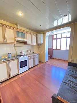 Kirayə verilir 4 otaqlı mənzil 110 m²