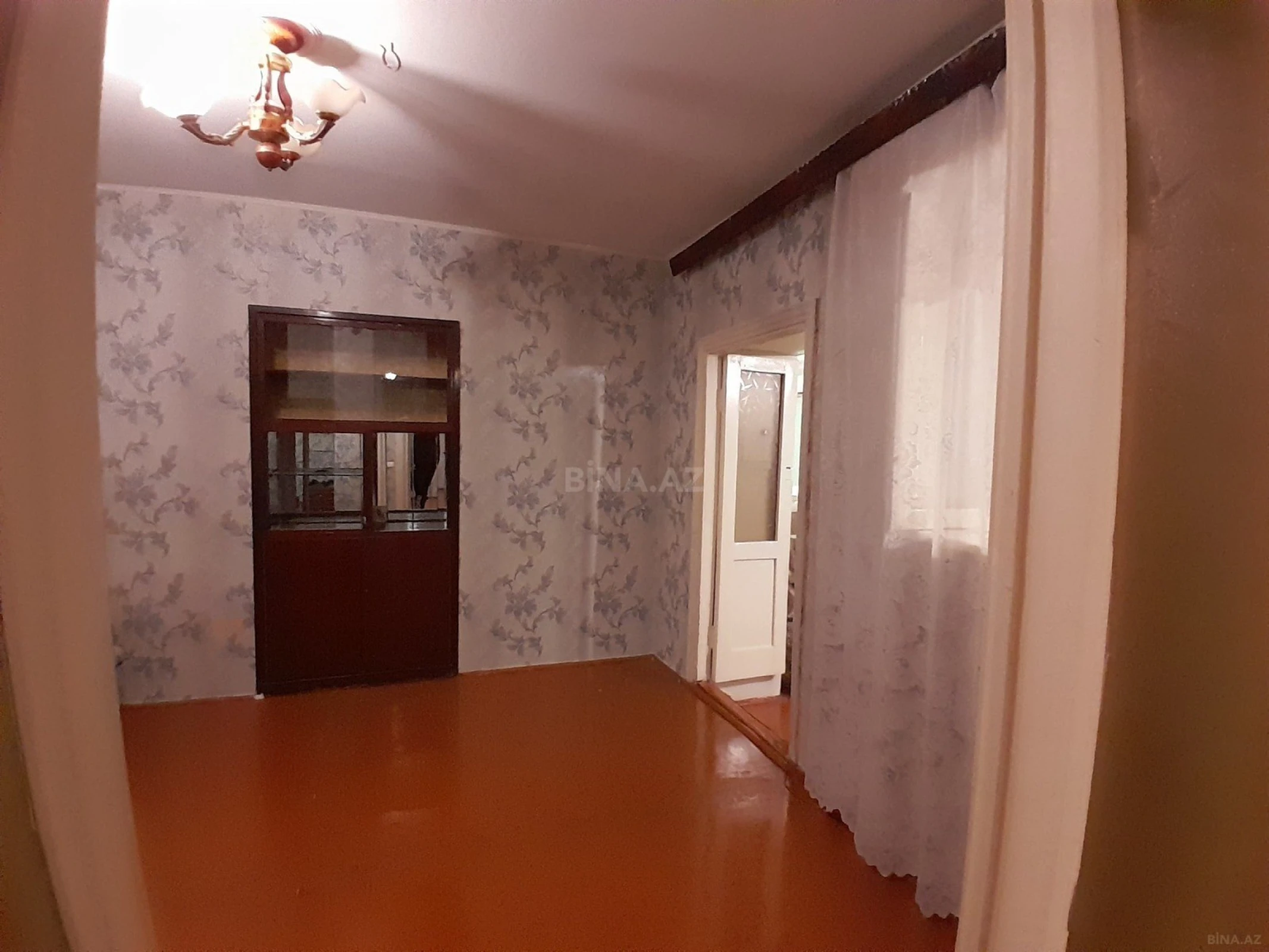 Satılır 4 otaqlı həyət evi 100 m²