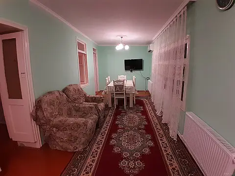 Satılır 4 otaqlı həyət evi 100 m²