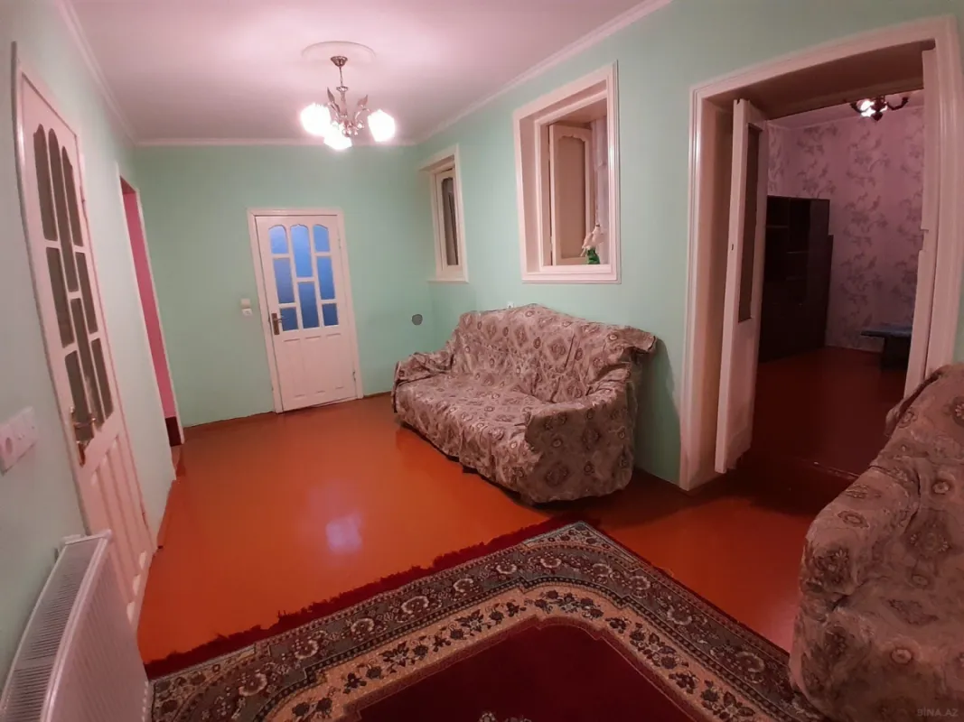 Satılır 4 otaqlı həyət evi 100 m²