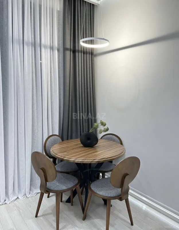 Kirayə verilir 2 otaqlı mənzil 60 m²