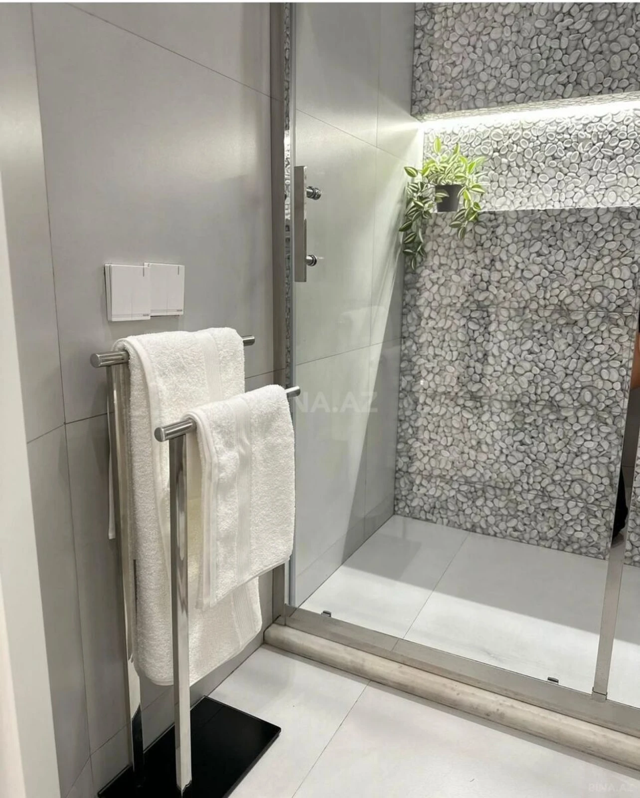 Kirayə verilir 2 otaqlı mənzil 60 m²