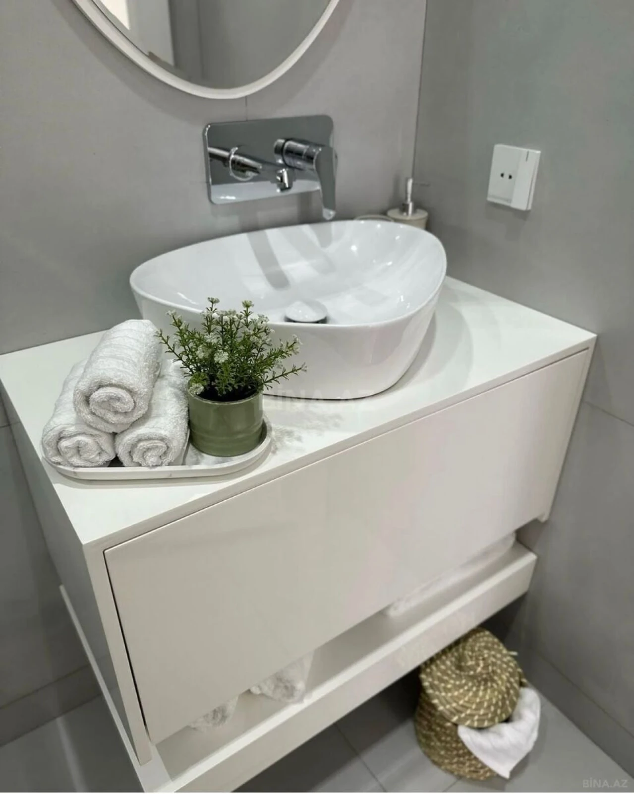 Kirayə verilir 2 otaqlı mənzil 60 m²