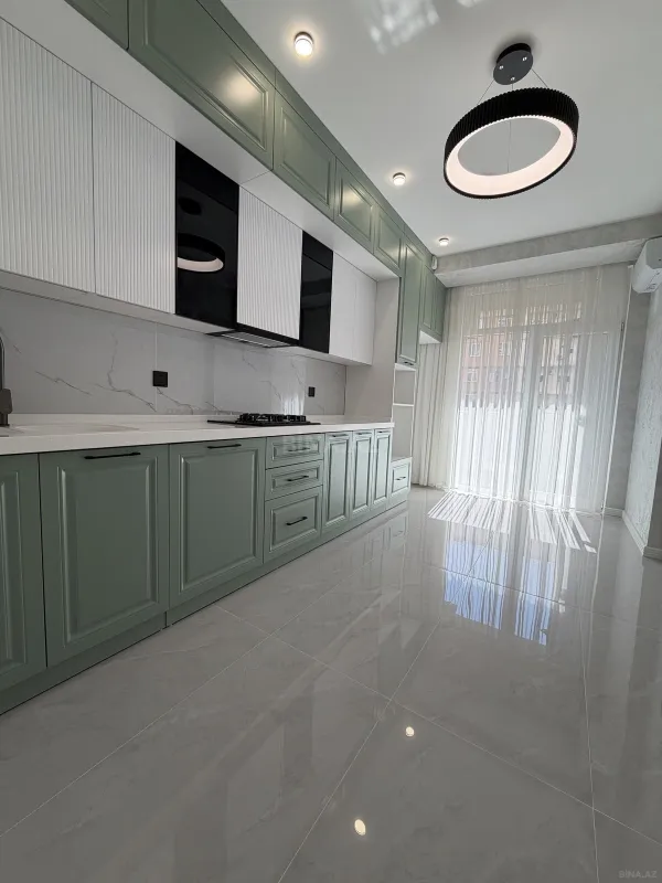Satılır 3 otaqlı mənzil 105 m²