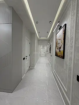 Satılır 3 otaqlı mənzil 105 m² — Bakı, Həzi Aslanov qəs. 3 otaq 105.00 m²