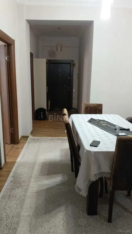 Satılır 3 otaqlı mənzil 106 m²