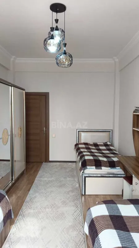 Satılır 3 otaqlı mənzil 106 m²