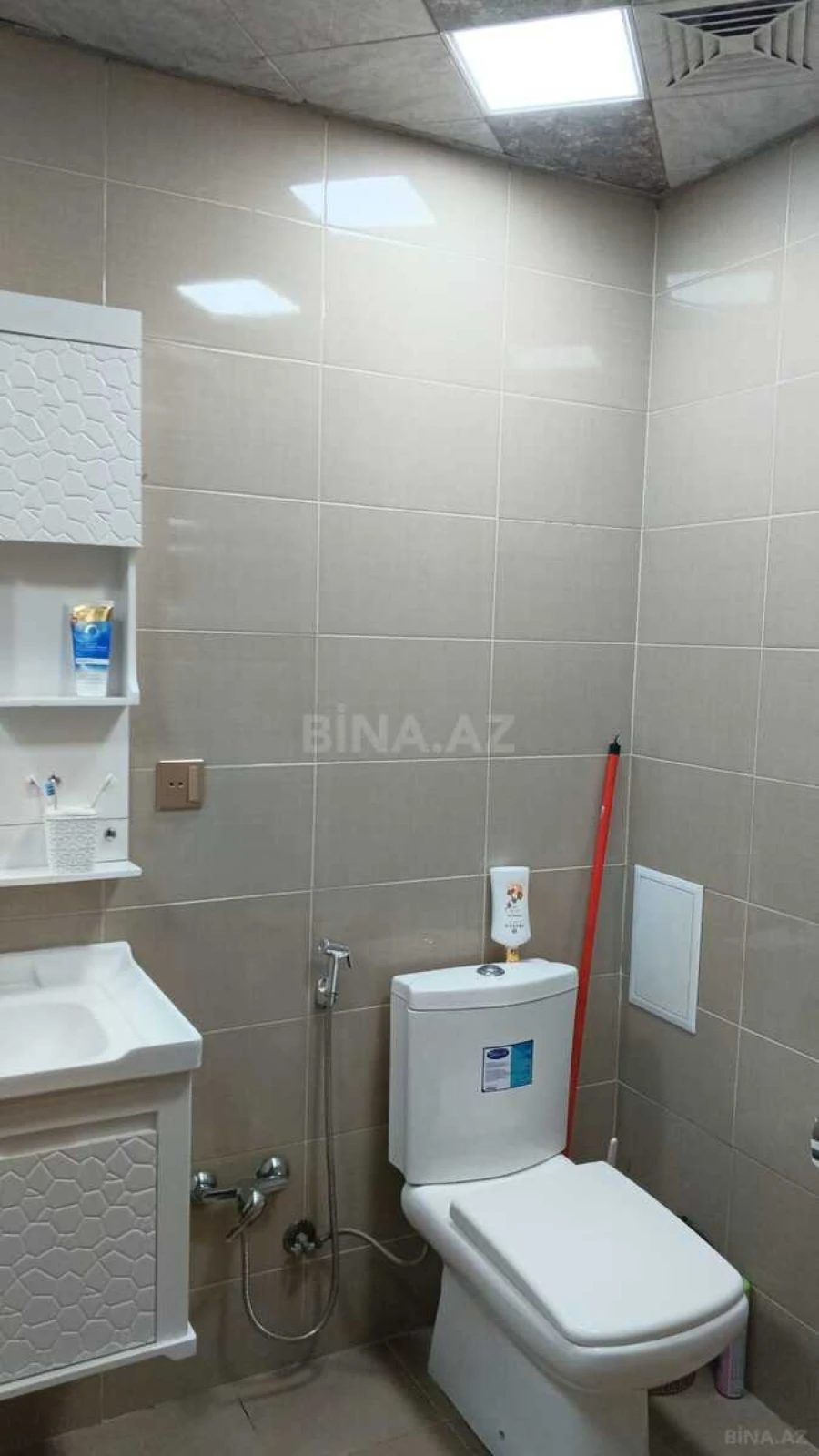 Satılır 3 otaqlı mənzil 106 m²